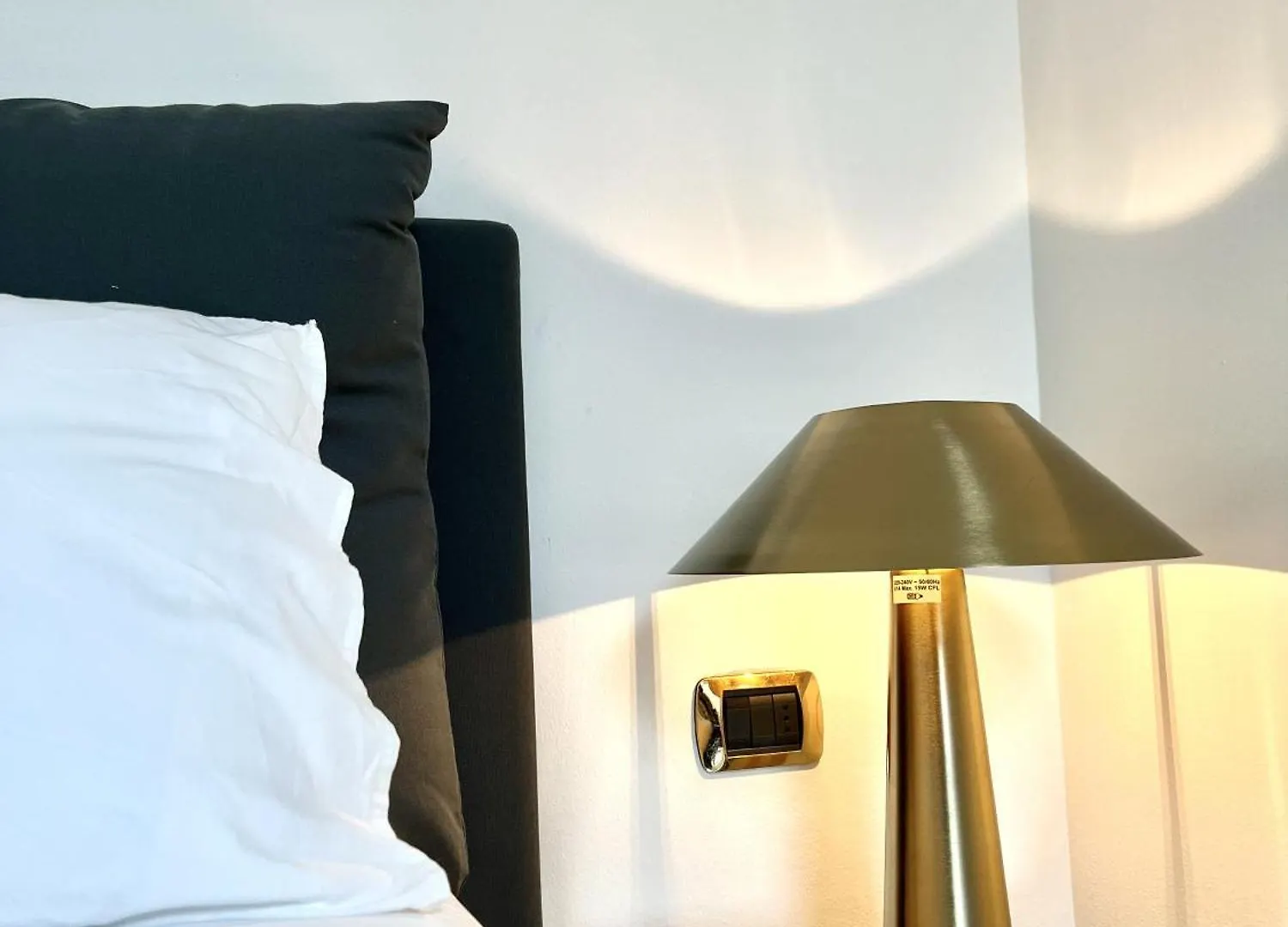 Comecasa Design Apartment Montenapoleone - Spiga Milan